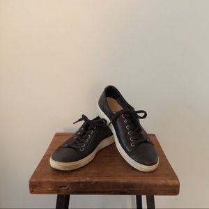Ecco soft 7 sneaker (black/white)